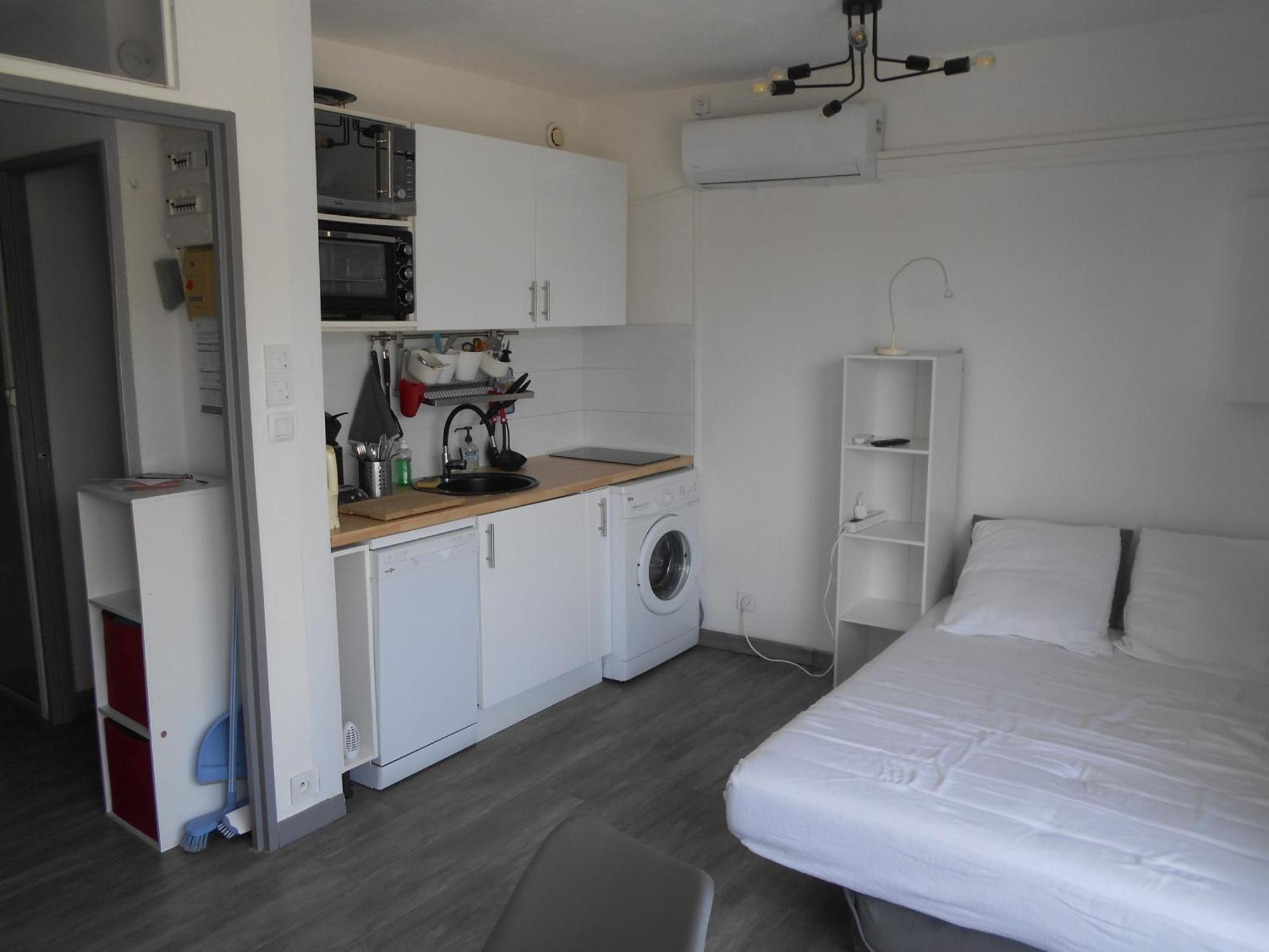 Vittoria Immobilier 7 -Reglement Sur Place - Cheques Vacances Acceptes La Grande-Motte Rom bilde